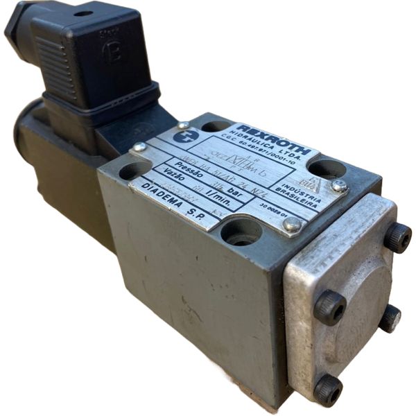 pressão máxima 350bar, 4 conexões úteis, tamanho 6, centro HA, 24V, com emergência manual