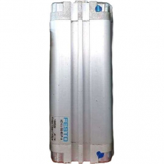Cilindro pneumático ADVU-32-80-PA 156539 32X80 - FESTO seminovo