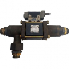 Válvula pneumática coaxial controlada externamente 5-VMK25-DRNCISO1 - COAX seminova