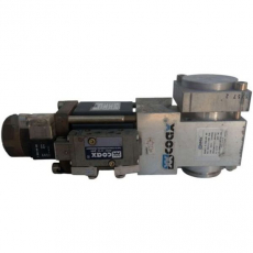Válvula pneumática coaxial controlada externamente 5-VMK25-NC - COAX seminova