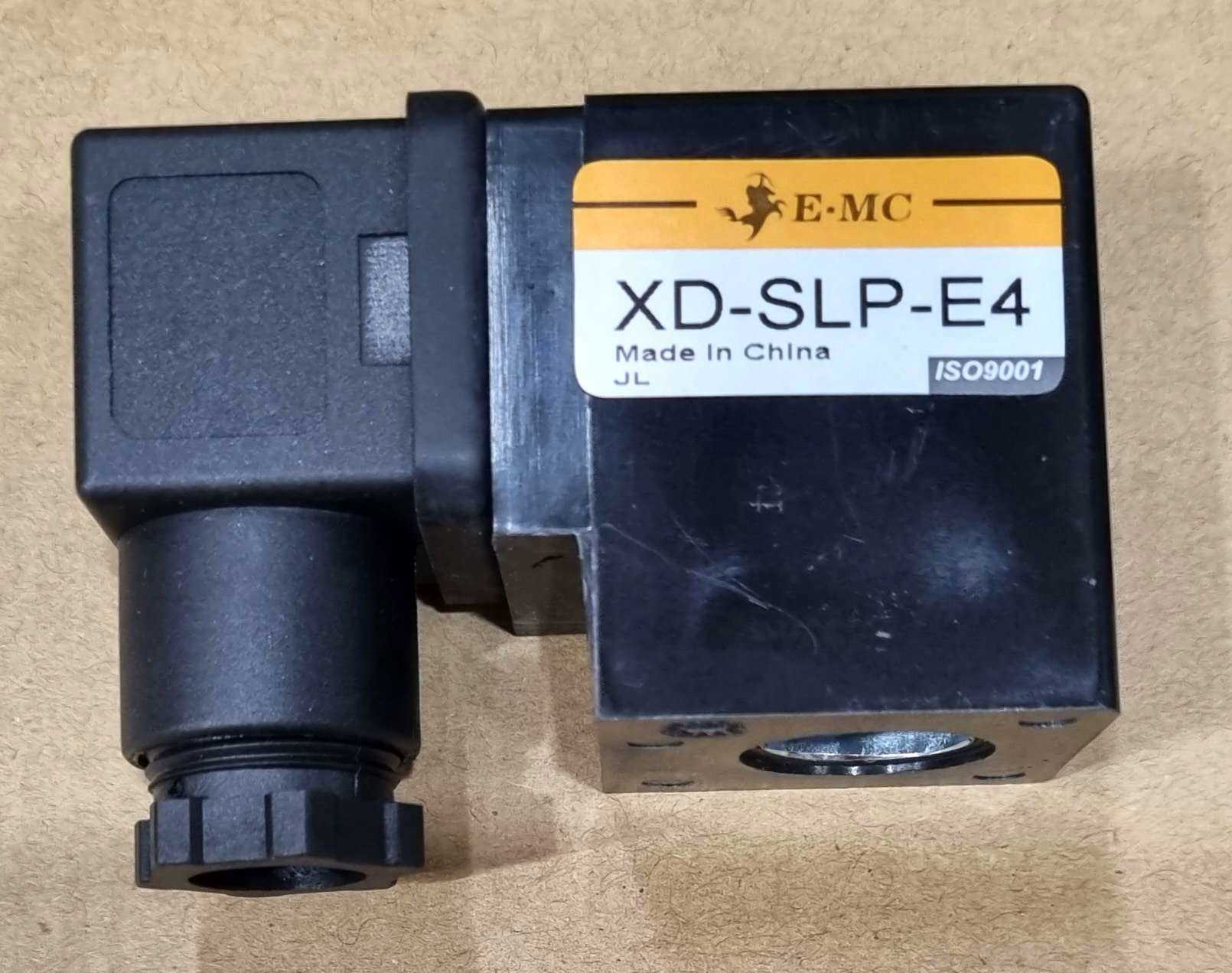 marca: EMC <br/>modelo: XD-SLP-E4 