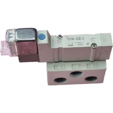 Válvula pneumática SY3140-5LOZ-01 - SMC usada Válvula pneumática SY3140-5LOZ-01 - SMC usada