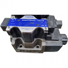 Válvula direcional YUKEN DSG032B2-A100-50 usada