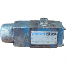 Válvula hidráulica 3220A03 00314UG - SPERRY VICKERS usada