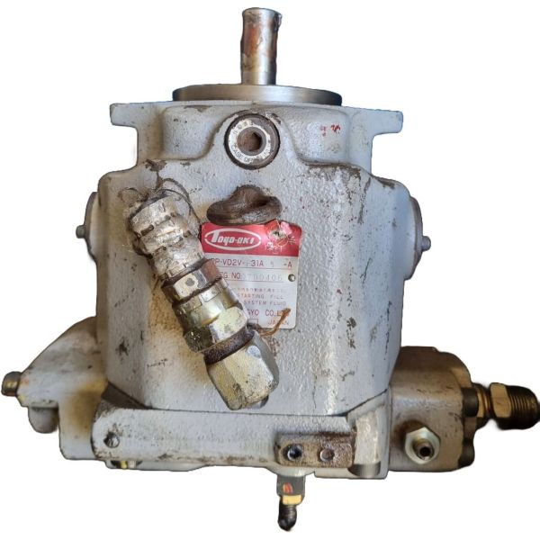 Bomba hidráulica, pressão ajustável 7MPa, rotação de 2500 rpm - TOYOOKI usada