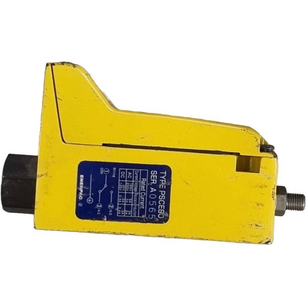 ENERPAC <br/>
AC 125V/250V <br/>
DC 30V/125V <br/>
Usada