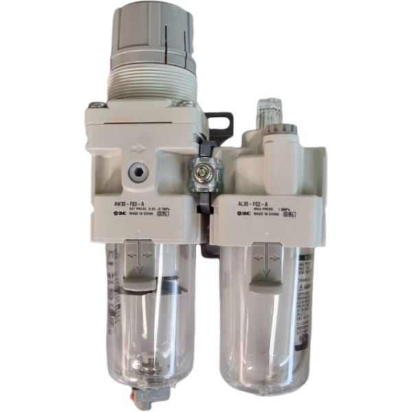 conexão rosca 3/8, vazão 4500 Nl/min, tamanho do copo 50cm3, sistema modular, permite abastecimento de óleo sem eliminar a pressão da rede
