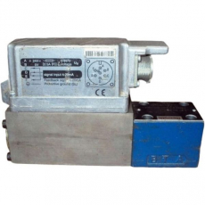 Servo válvula REXROTH 4WRPEH6 CB40L2X/G24K0/FIM usada