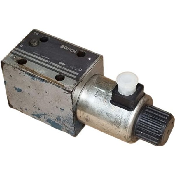 Válvula direcional, tipo 4/2 vias, pressão de 315bar, tensão de 24 V DC