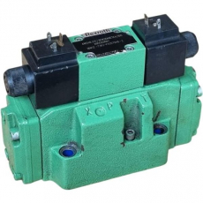 Válvula direcional REXROTH 4WEH16J7X/6EW110N9ETK4/B10 usada