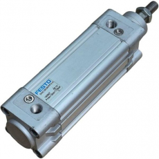 Cilindro pneumático DNC-32-50-PPVA 163307 32X50 - FESTO seminovo