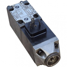 Válvula direcional REXROTH 4WEH16 D 50/6 AW 110-60NETS usada