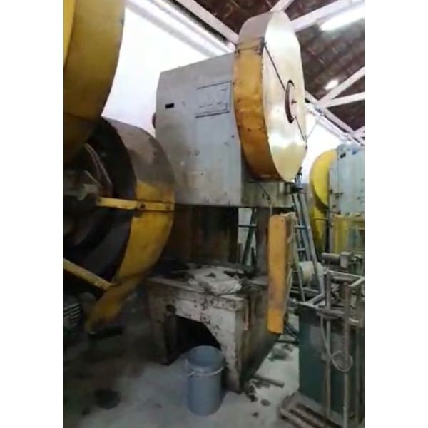 máquina industrial, sobra industrial, máquina venda no estado, ferramentaria industrial, excedentes de estoque, máquinas adquiridas em leilão, dispositivos industriais de segunda mão, aparelhos industriais