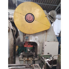 ** PRENSA SCHULER 160 TON usada