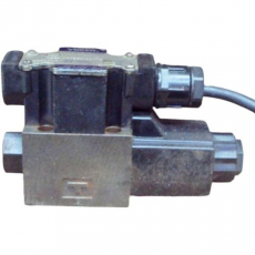 Válvula hidráulica YUKEN DSG01-232-A110-50 usada Válvula hidráulica YUKEN DSG01-232-A110-50 usada