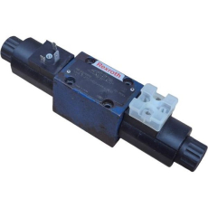 Válvula direcional 4WE6J70/HG24N9K4/B10 - REXROTH usada