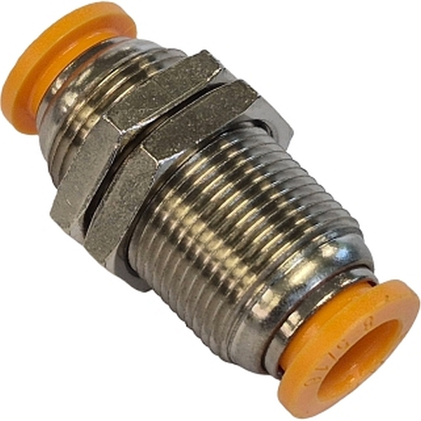 Para tubos com diâmetro externo 8mm. A conexão passa-muro é fixada no painel por duas porcas.
