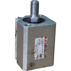 Cilindro pneumático CDQ2A25-20DM 25X20 - SMC usado