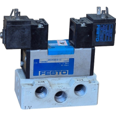 Válvula pneumática JMN1H-5/2-D-1-C 159690 - FESTO usada Válvula pneumática JMN1H-5/2-D-1-C 159690 - FESTO usada