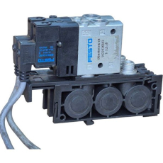 Terminal com válvulas pneumáticas CPE14-M1H-3OL-1/8 1622020 - FESTO seminovo Terminal com válvulas pneumáticas CPE14-M1H-3OL-1/8 1622020 - FESTO seminovo