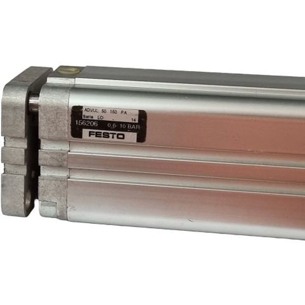 cilindro compacto, antigiro com elemento de fixação, diâmetro 50mm, curso 150mm, anéis/placas de amortecimento elástico nas posições finais de curso, detecção de posição