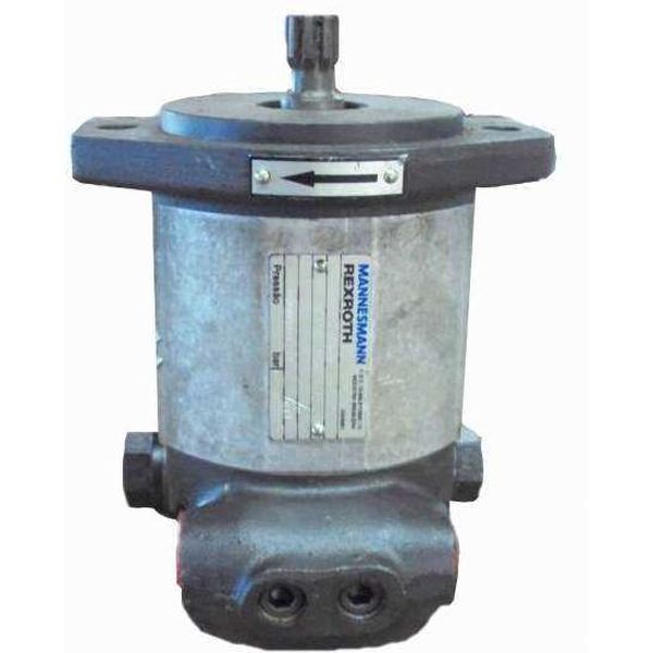 bomba de engrenamento externo, Série 23, fluxo nominal 12 cm3/rotação, fluido óleo mineral
