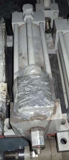 Cilindro hidráulico CDT3MS2125/56 - REXROTH seminovo