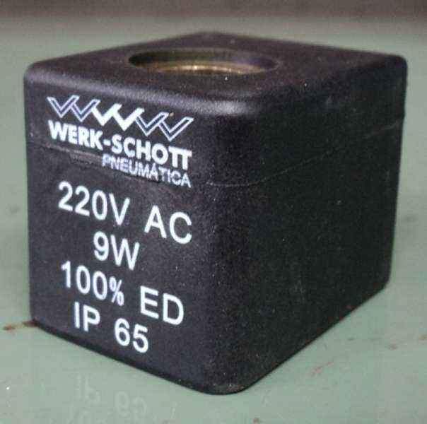 marca: Werk-Schott <br/>modelo: BG22013A 220VAC 9W 100% ED IP65 <br/>estado: nova