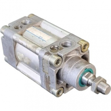 Cilindro pneumático DNGU-63-15-PPV-A 158039 - FESTO seminovo