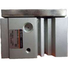 Cilindro pneumático MGQL20-KRP0020-1 - SMC usado