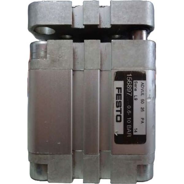 cilindro compacto, antigiro com elemento de fixação, diâmetro 50mm, curso 25mm, anéis/placas de amortecimento elástico nas posições finais de curso, detecção de posição