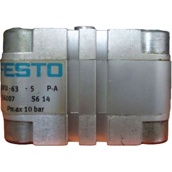 cilindro compacto, diâmetro 63mm, curso 5mm, anéis/placas de amortecimento elástico nas posições finais de curso, detecção de posição