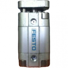 Cilindro pneumático ADVUL-16-10-P-A 16X10 - FESTO usado
