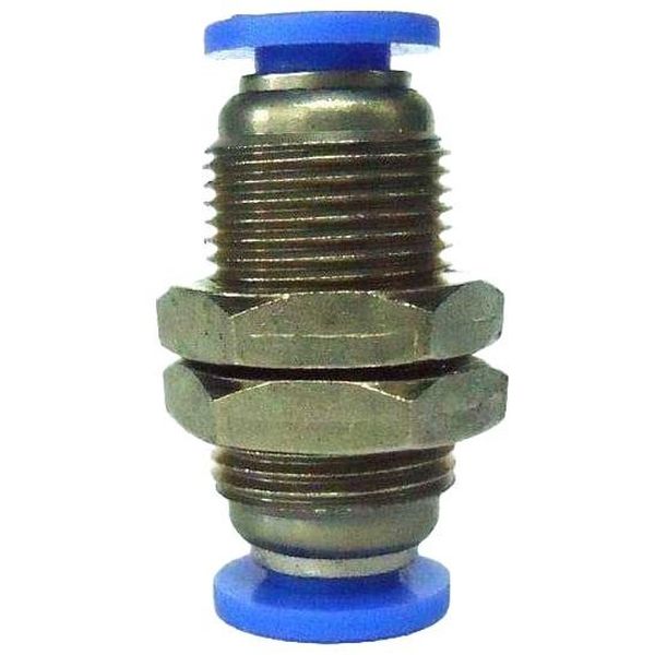 Para tubos com diâmetro externo 6mm. A conexão passa-muro é fixada no painel por duas porcas.