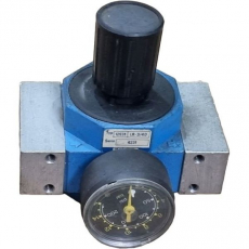 Regulador de pressão LR-3/4D com man&ocirc;metro - FESTO seminovo