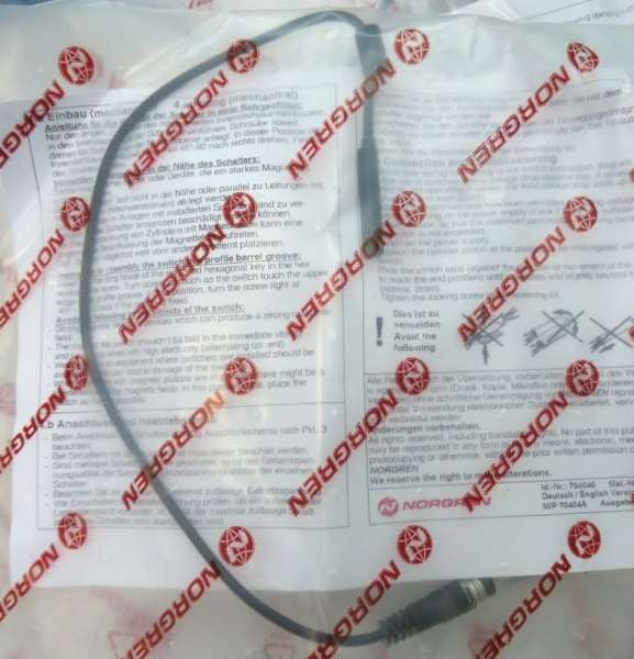 M/50, comprimento do cabo 0,3m, para atuadores de êmbolo magnético, montado sobre o perfil do cilindro, IP67