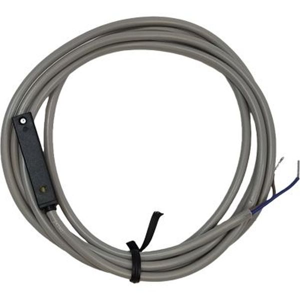 tipo Reed (R), 2 fios, cor do fio cinza, sensor com contato, tensão de operação 5-240V AD/DC