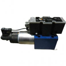 Válvula direcional proporcional 4WREE10EA7523G24K31A1V - REXROTH