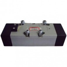 Válvula pneumática D4D421 70 - COMPAIR seminova